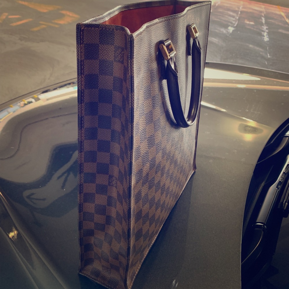 LV Purse